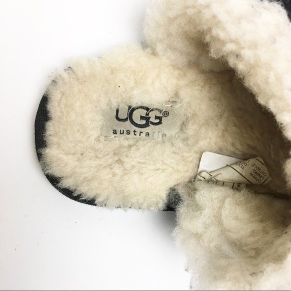 UGG Scuffette Sheepskin Gray/Black Stripe Slippers - Picture 5 of 6